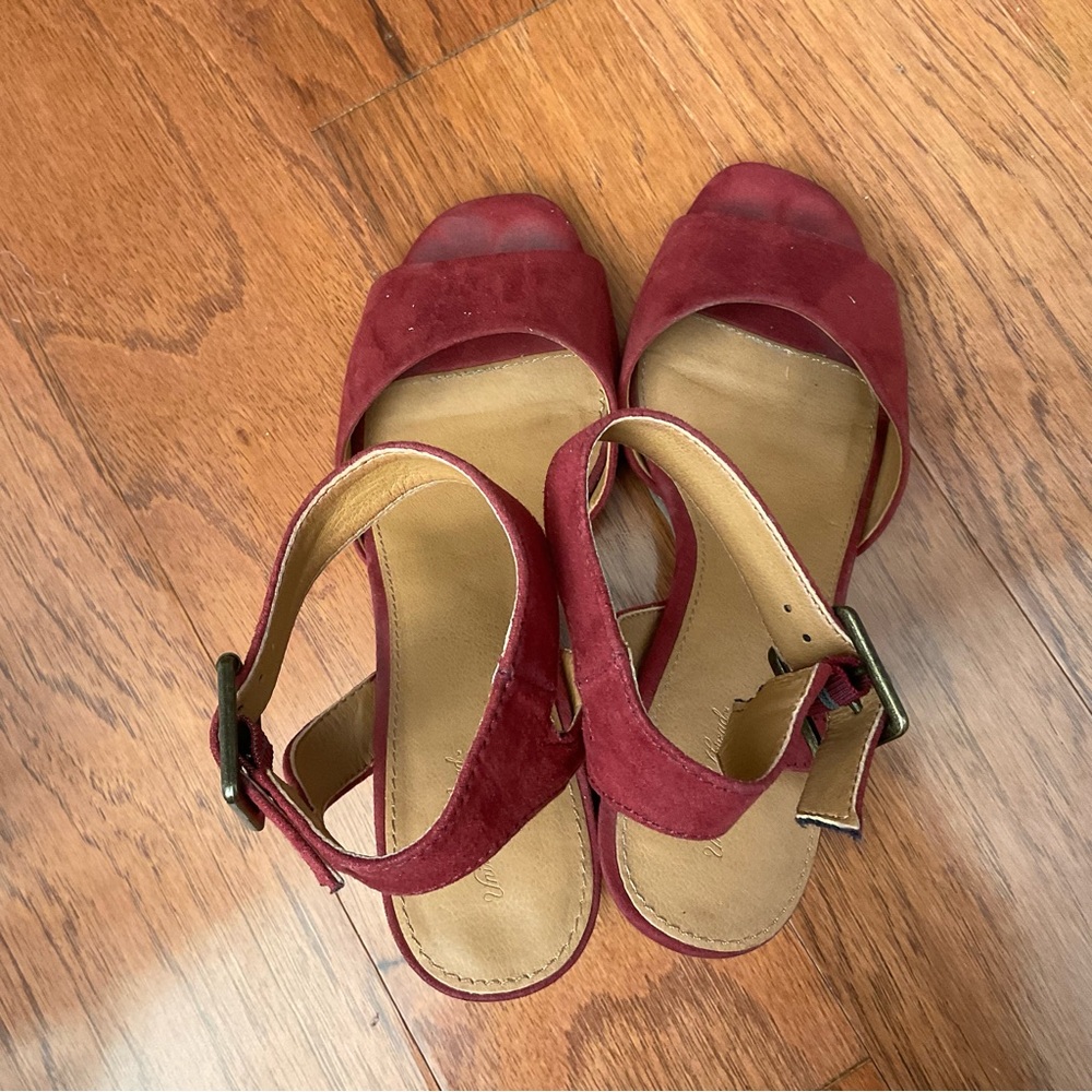 Universal Thread Red Suede Open Toe Block Heel An… - image 7